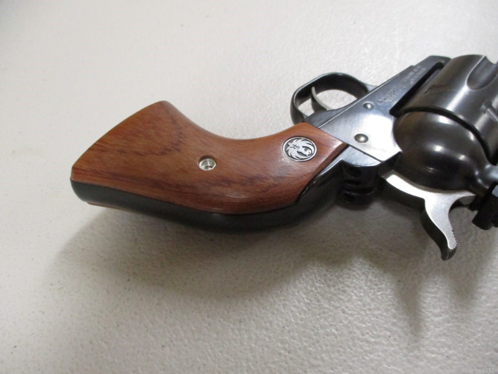 Ruger Blackhawk .45 Long Colt - 4.5" barrel - with case-img-12