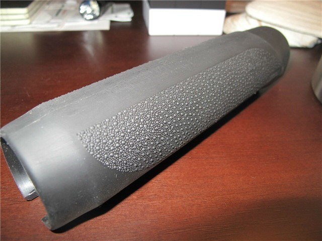 Hogue 'TAMER' Forend Fits Mossberg 500 590 Pump 12-img-0