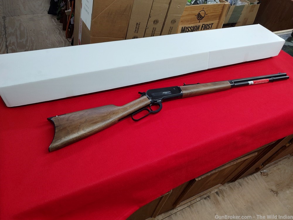 Winchester Repeating Arms 534175142 Model 1886 Short Rifle Full Size 45-70 -img-9