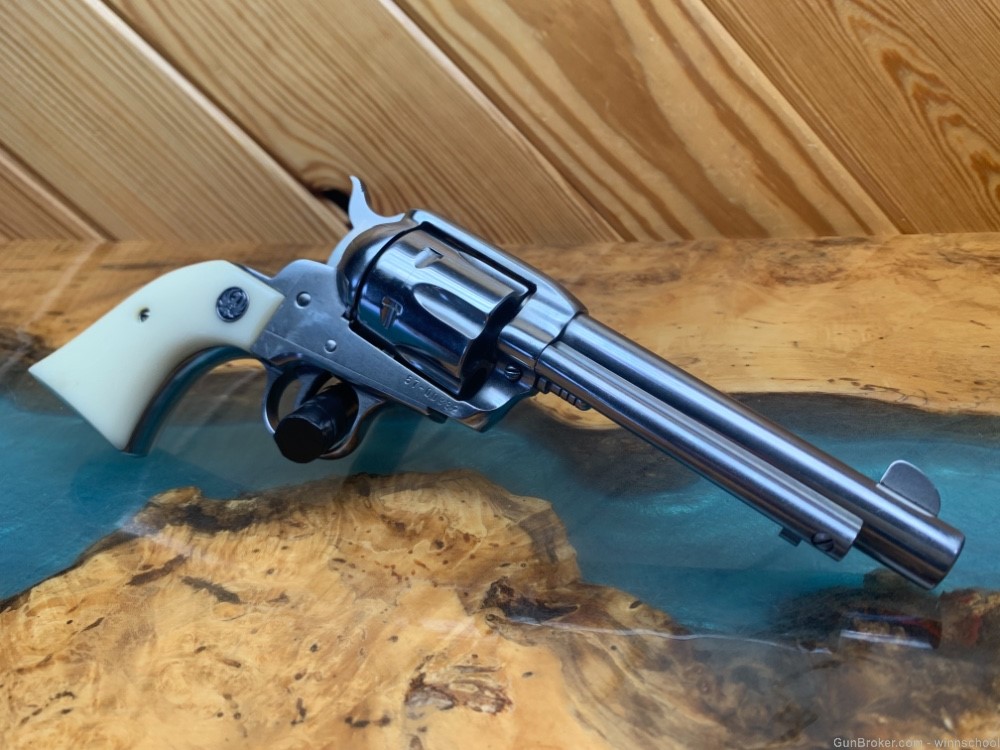 NICE ! STAINLESS RUGER VAQUERO .45LC 5.5" BARREL FAUX IVORY GRIPS NR-img-20