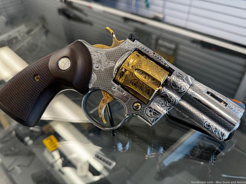 Colt Python .357 Fully Engraved with 24k Gold Plated accents-img-4