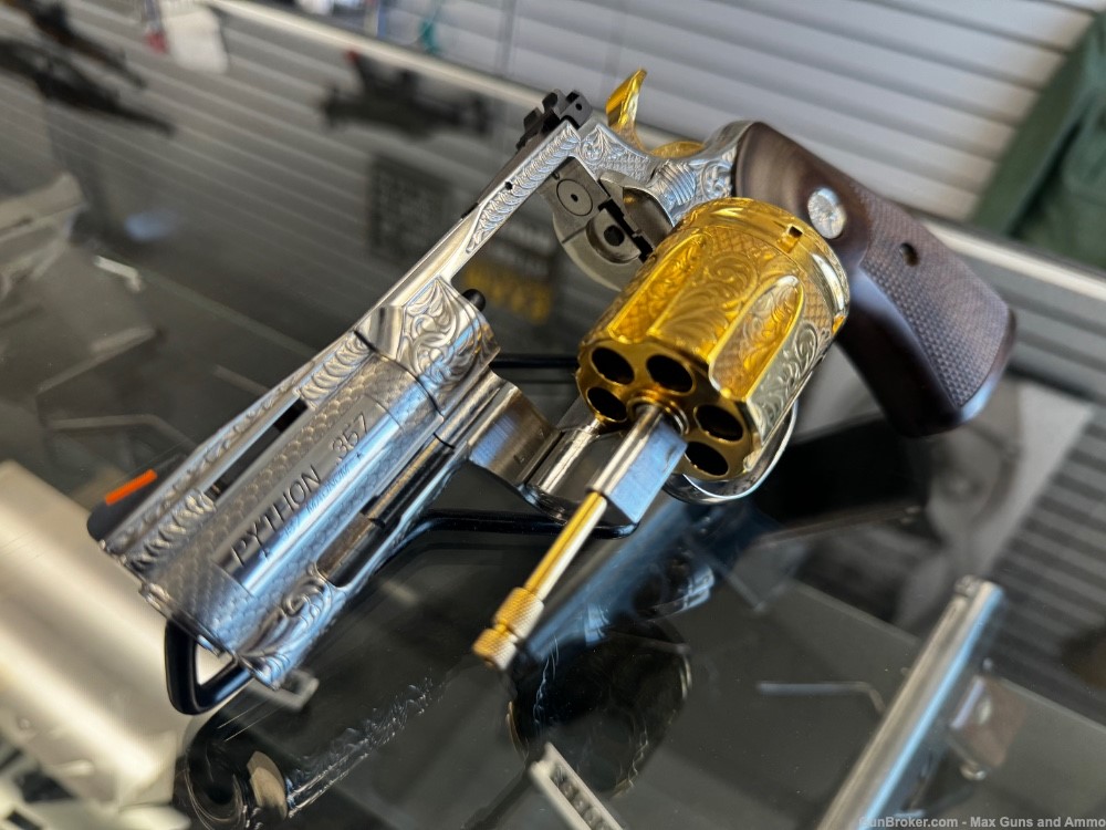 Colt Python .357 Fully Engraved with 24k Gold Plated accents-img-6
