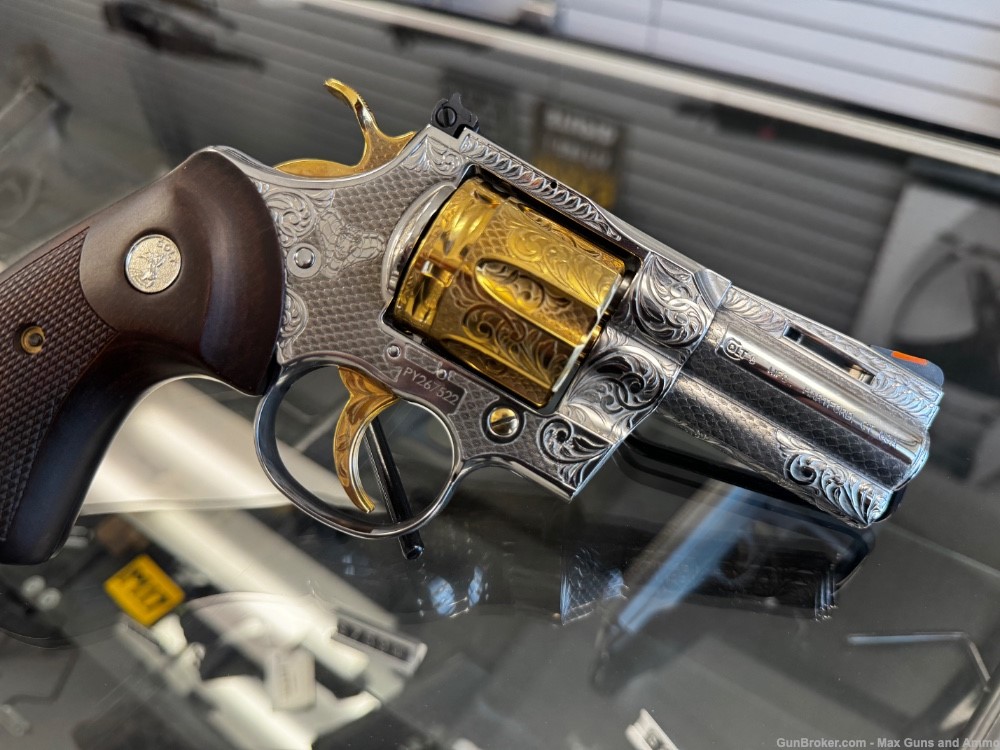 Colt Python .357 Fully Engraved with 24k Gold Plated accents-img-3