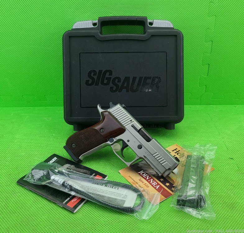 Sig Sauer P220 ELITE CARRY * 45 ACP * 220R3-45-SSE GERMAN FRAME STAINLESS -img-13