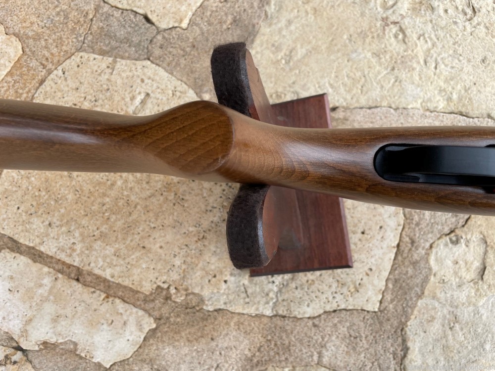 RUGER 10/22 CARBINE walnut w/ mags-img-13