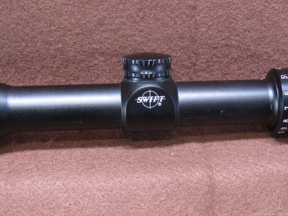 Swift 4-12x40 mm Rifle Scope with Adjustable Objective RSC-135-img-2