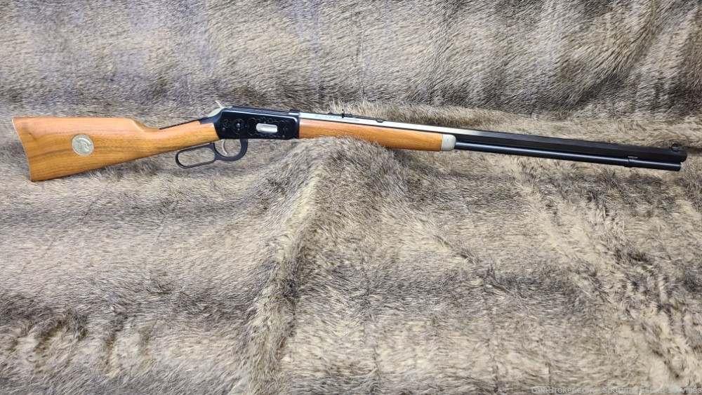 Winchester 94 - Buffalo Bill Commemorative Carbine - .30-30 - 26" Octagonal-img-0