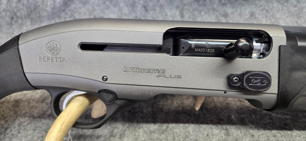 Beretta A400 Xtreme Plus 12 ga 28" 3.5" Grey / Black Shotgun | w Kick-Off-img-13