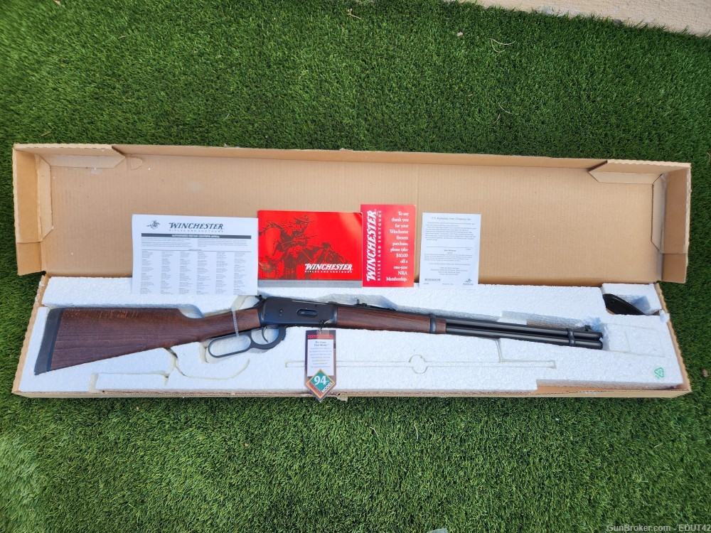 Unfired Winchester Model 94AE Ranger 30-30 Win Lever Action Carbine (1993)-img-0