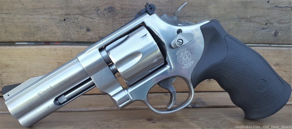 S&W 610  STAINLESS 4" 10MM Will Also Fire 40 S&W /EZ PAY $100-img-6
