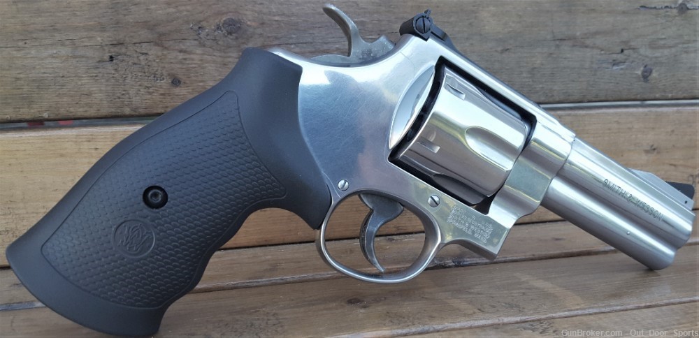 S&W 610  STAINLESS 4" 10MM Will Also Fire 40 S&W /EZ PAY $100-img-1