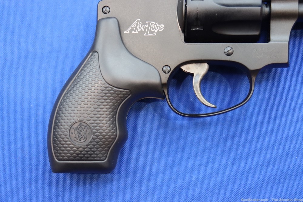 Smith & Wesson S&W Model M351C Revolver AIRWEIGHT 22MAG 22 MRF 351C 103351-img-8