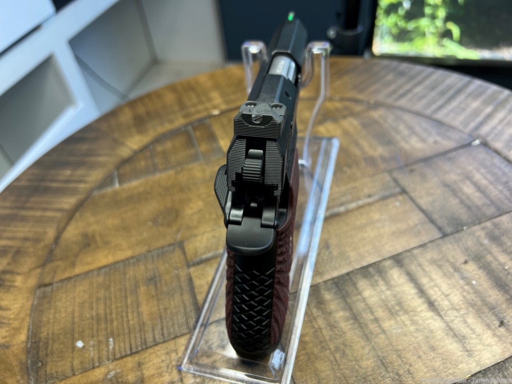 Wilson Combat EDC X9 9mm Semi Auto Pistol with Black Cherry Grips-img-4