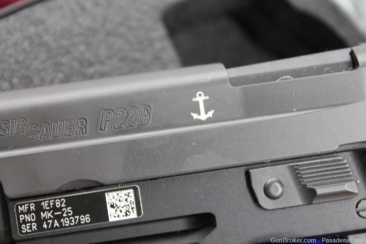 Sig Sauer P226 9mm-img-1