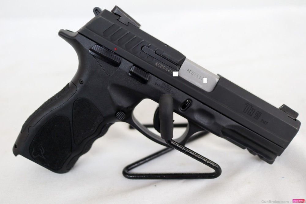 Taurus Model TH9 9mm 4.27” Full Size S.Auto Pistol – Black Polymer-img-5