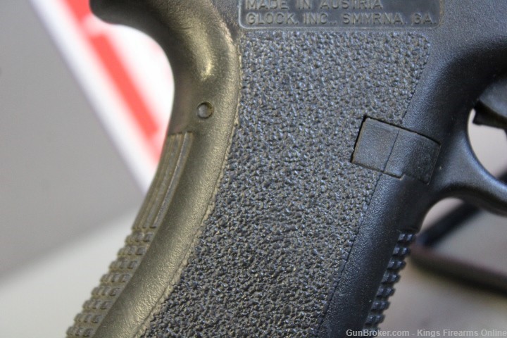 Glock 22 Gen2 .40S&W item P-289-img-17