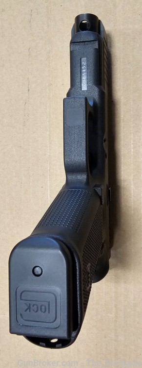Glock 47 MOS 9mm Luger Optics Ready Hybrid w/ 3 Mags Case Paperwork LNIB-img-5