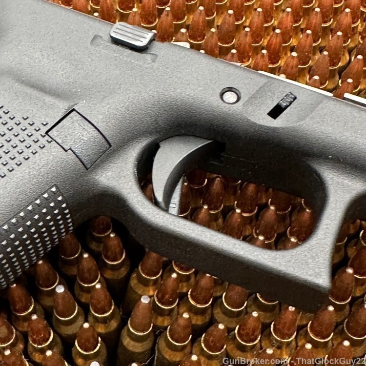 Glock G45 45 Complete Lower OEM Factory Receiver Frame 9mm Black No Reserve-img-7