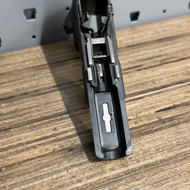 Glock 19 Gen 3 Frame - Must Read! PENNY AUCTION! -img-13