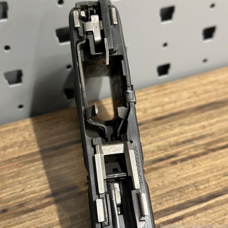 Glock 19 Gen 3 Frame - Must Read! PENNY AUCTION! -img-11