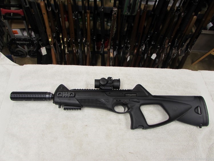 Beretta CX4 Storm 9mm in case with Optic,  Barrel Shroud and 4 30 rd mags-img-5