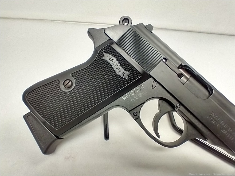 Walther PPK/S 22LR Pistol 3.3" Barrel 10-R w/Original Case LIKE NEW-img-9
