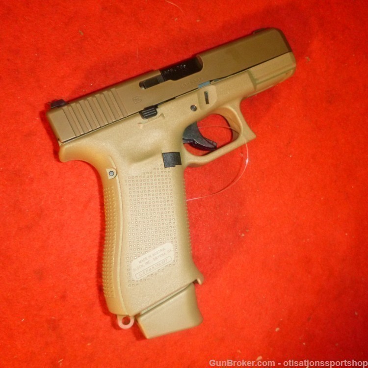 Glock 19X 9mm/17+1 (3 Mags)-img-4