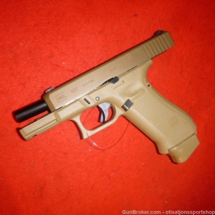 Glock 19X 9mm/17+1 (3 Mags)-img-2