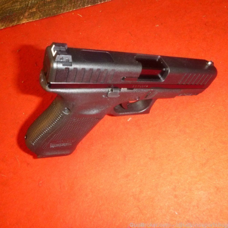 Glock 44 .22LR/4.02" 2 Mags (10+1)-img-4