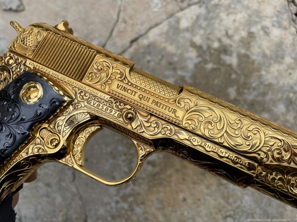 COLT 1911 ENGRAVED 45 ACP 24K GOLD 1of 10-img-24