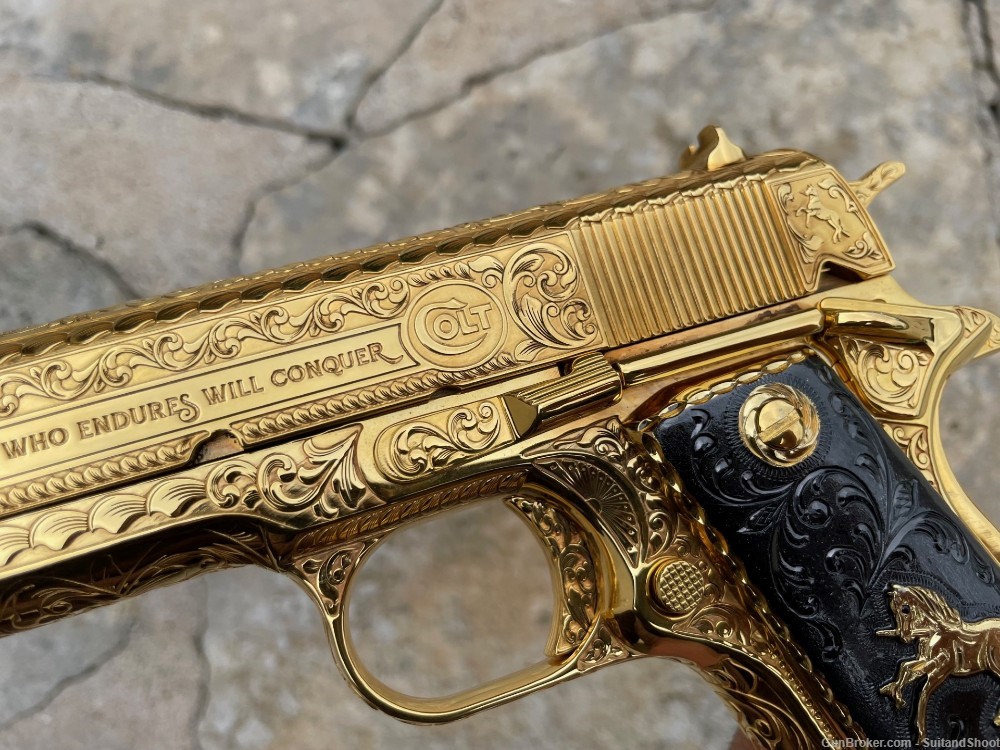 COLT 1911 ENGRAVED 45 ACP 24K GOLD 1of 10-img-30