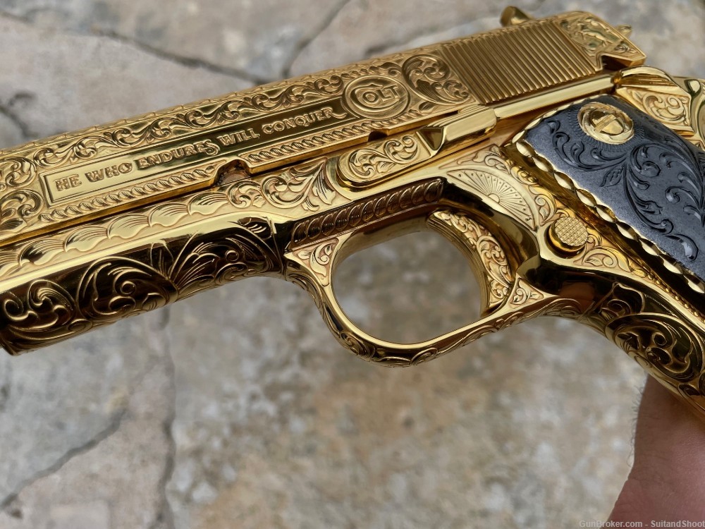 COLT 1911 ENGRAVED 45 ACP 24K GOLD 1of 10-img-32