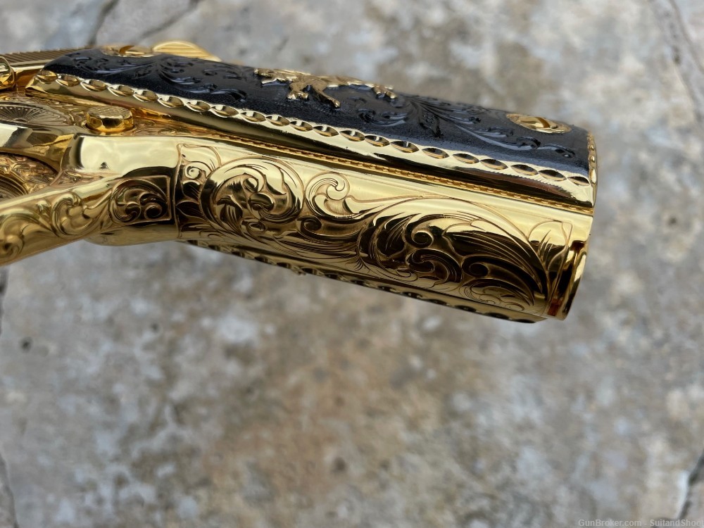 COLT 1911 ENGRAVED 45 ACP 24K GOLD 1of 10-img-18