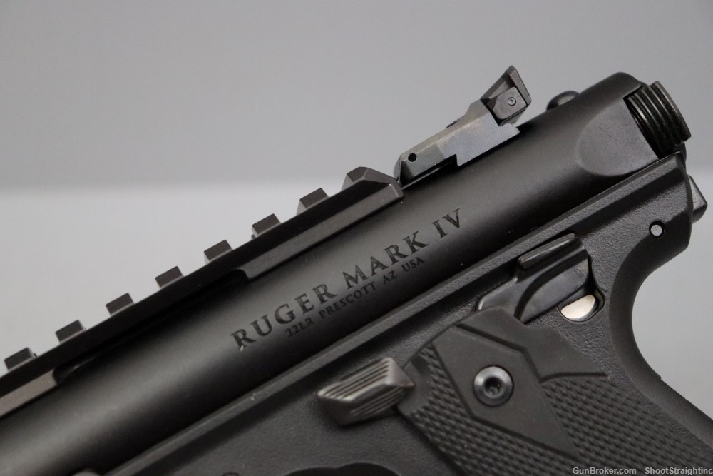Ruger Mark IV 22/45 Lite .22LR 4.4" w/case-img-7