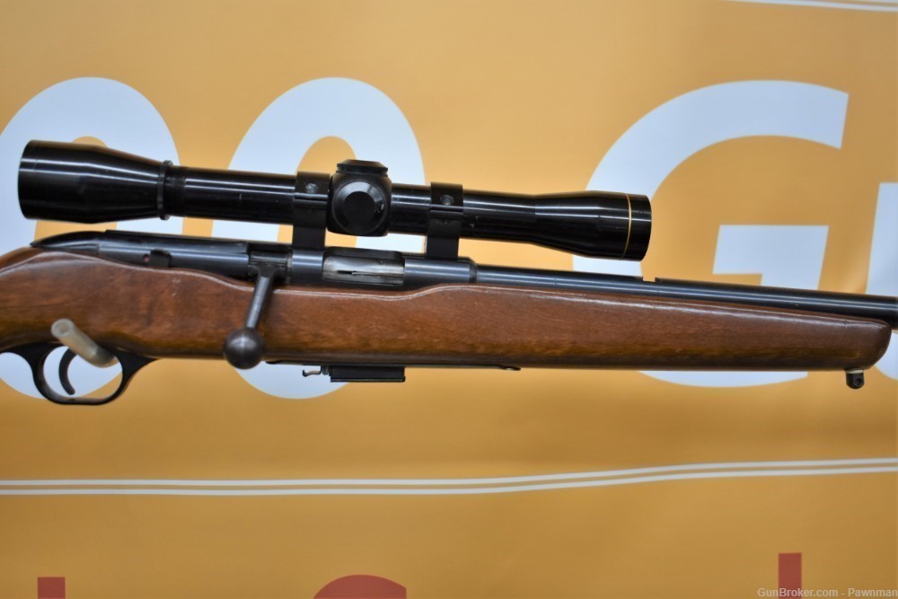 Mossberg Model 640T in 22 Mag made 1976 birch stock-img-2