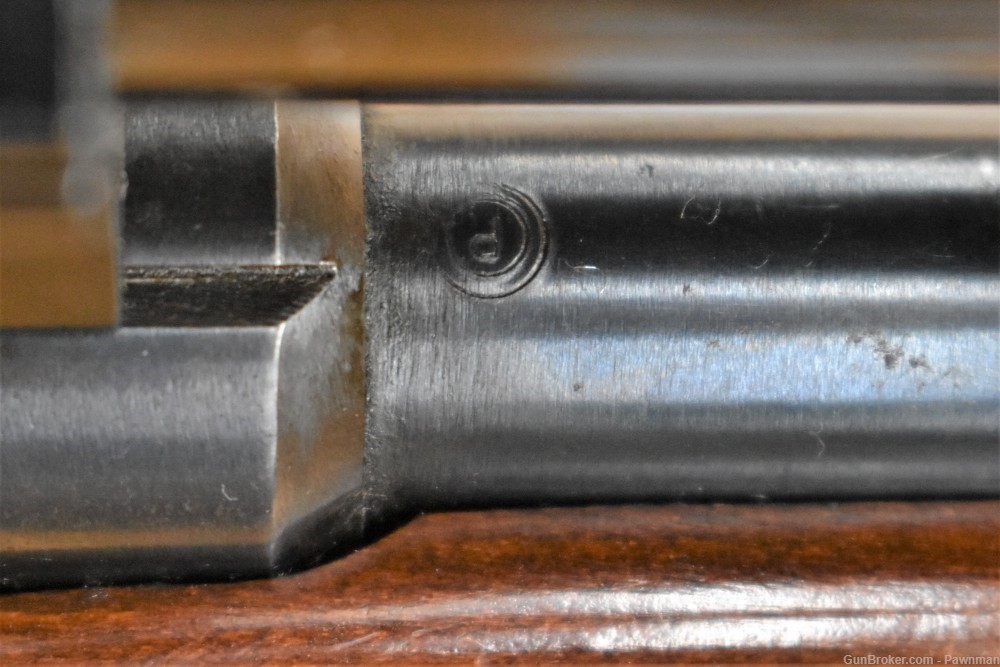 Mossberg Model 640T in 22 Mag made 1976 birch stock-img-11