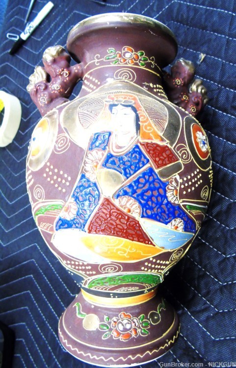 Antique Japanese Satsuma pottery/Vase early 20th Century.-img-9