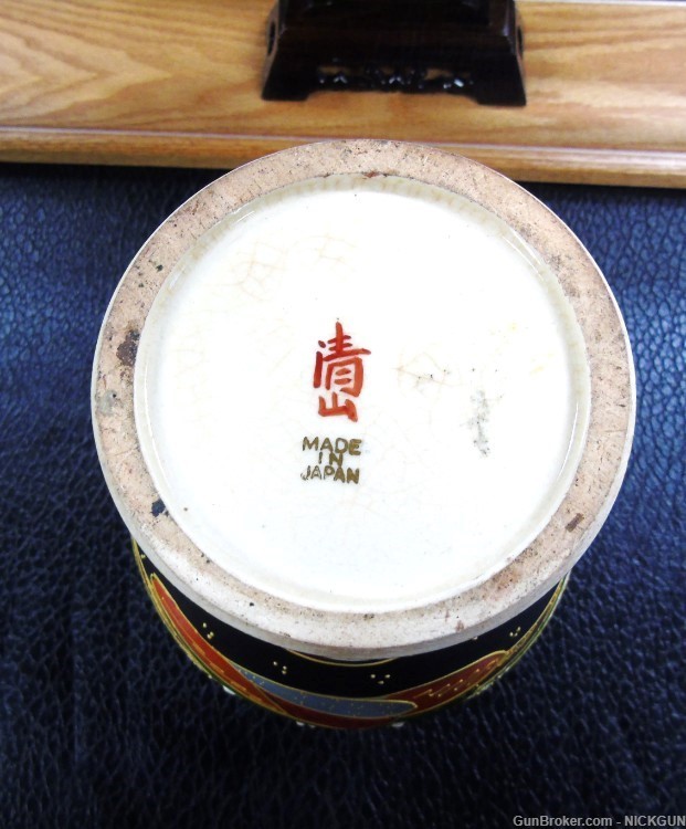 Antique Japanese Satsuma pottery/Vase early 20th Century.-img-6