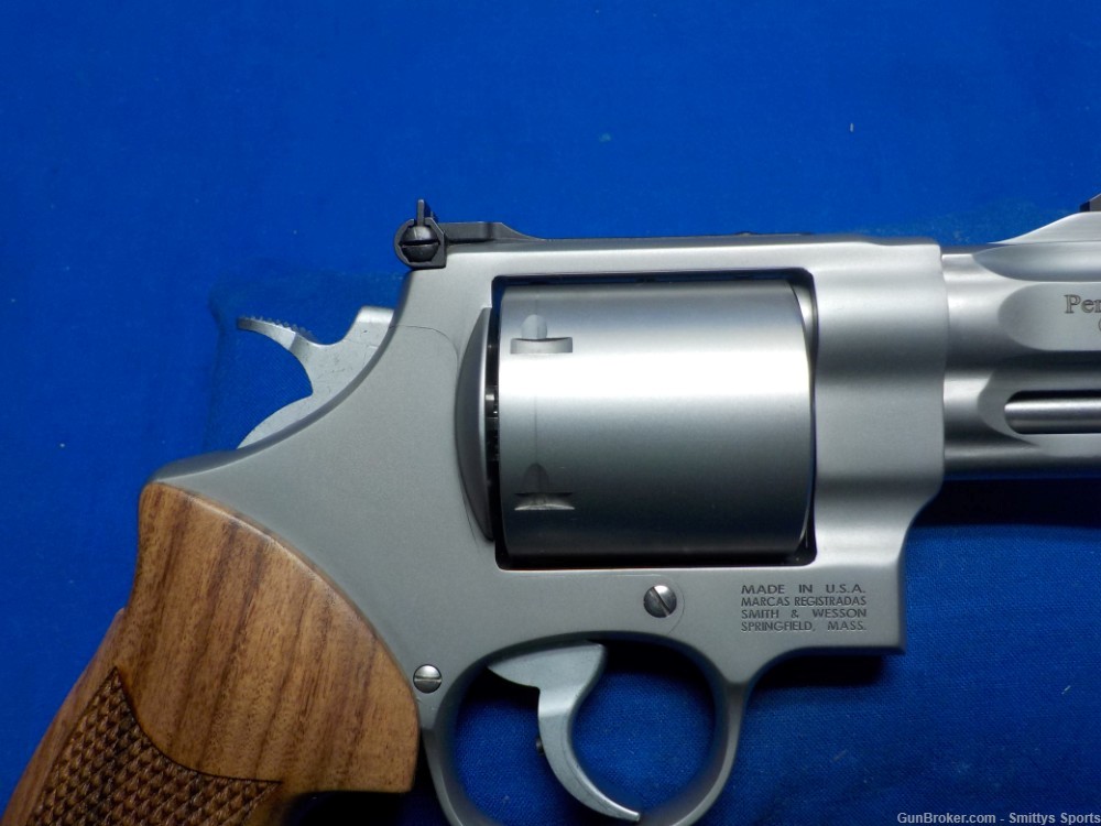 Smith & Wesson 629 Performance Center 44 magnum 2.625" Barrel 170135-img-3