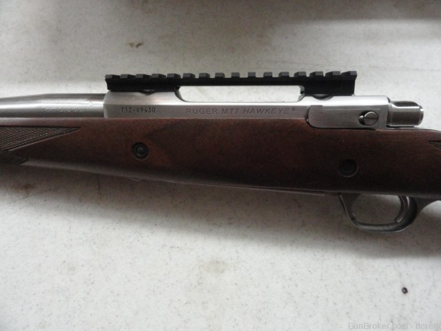 Ruger M77 Hawkeye Hunter 7mm Rem Mag 24" 3+1 57124-img-10