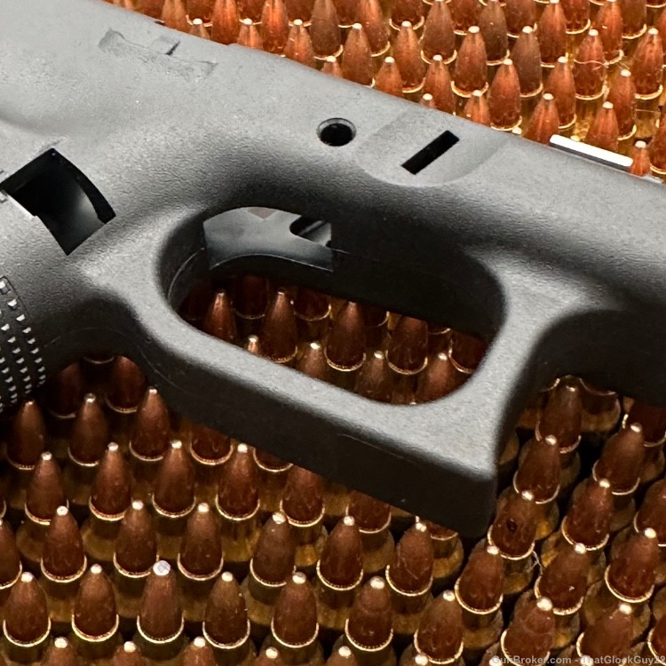 Glock G45 45 Stripped Lower OEM Factory Receiver Frame 9mm Black No Reserve-img-3
