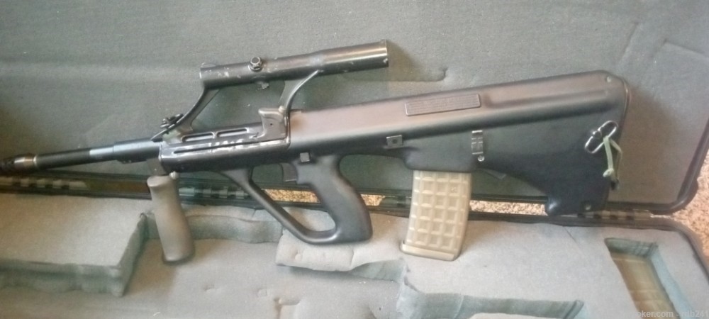 Pre-Ban Steyr AUG Police Semi Auto Carbine 16" barrel Xtra mags and Pelican-img-4
