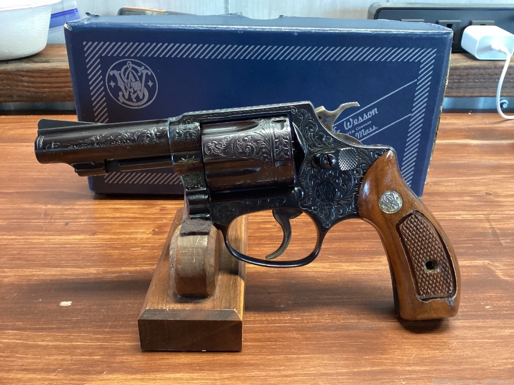 1976 Custom Engraved Smith and Wesson 36 .38 Spl 3” w/ Box Matching Grips-img-0