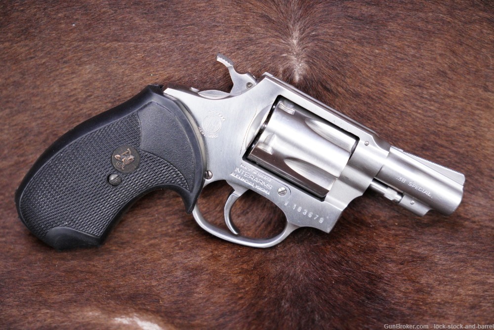Rossi Model M885 .38 Spl Stainless 5 Shot Snub Nose 2 1/8" Revolver -img-2