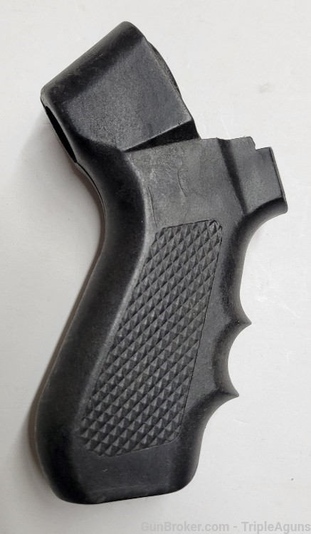 Mossberg 500 12ga factory pistol grip no mounting screw-img-1
