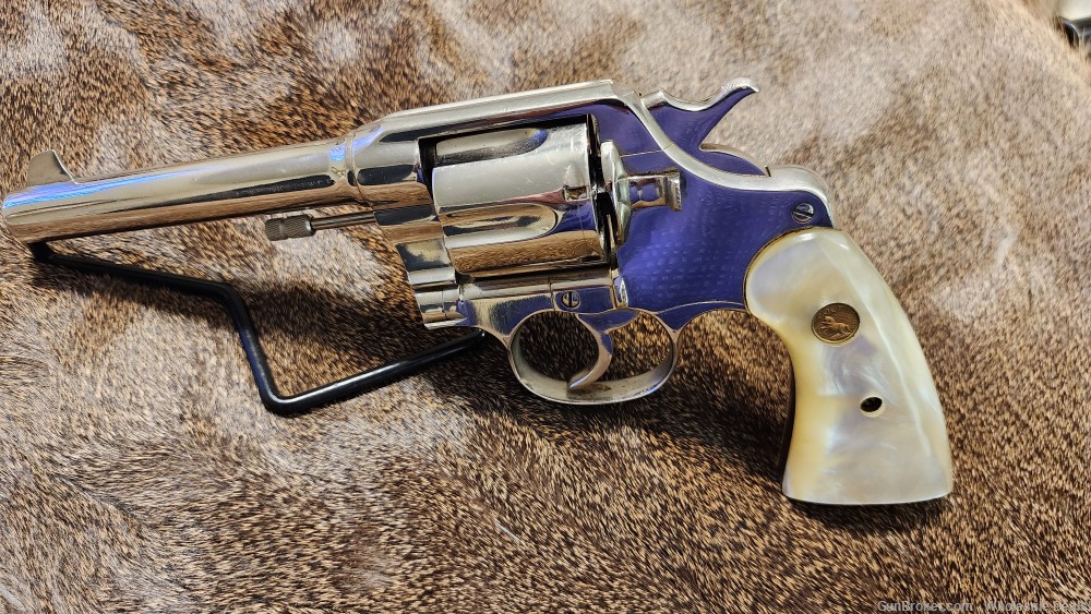 COLT New Service Revolver 38 W.C.F. 5.4" barrel Nickel-img-0