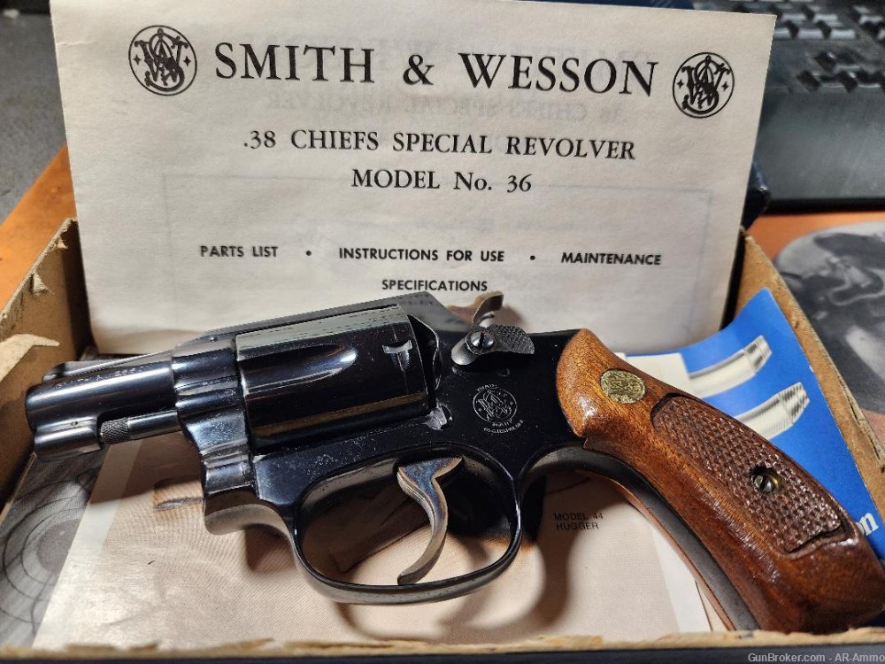 Smith & Wesson Model 36 (Chief’s Special) Vintage 38 Special *NO CC FEES*-img-0