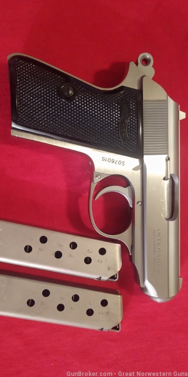 Like new stainless Walther PPK/s .380 in ORIGINAL box with the accessories -img-3
