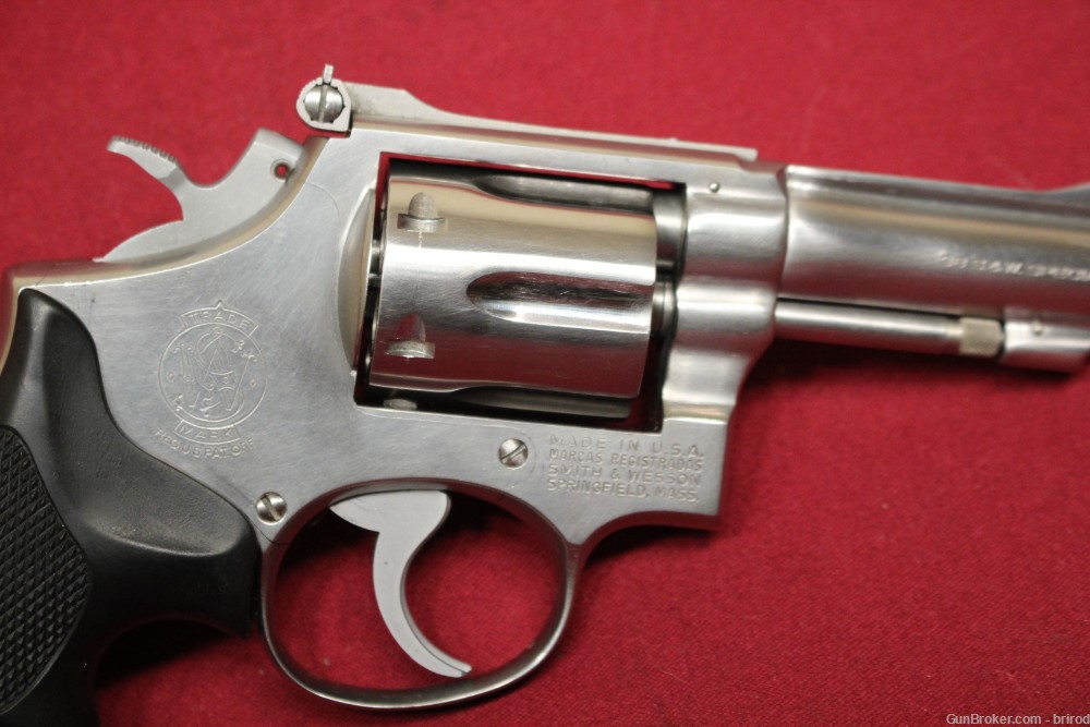 Smith and Wesson Model 67 .38spl 4" Stainless Revolver - 1st Year - 1972-img-7