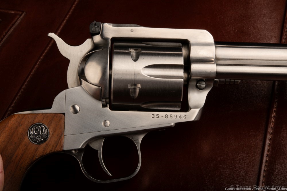 Ruger Blackhawk Model 00319 .357 Magnum 6.5" 1981 in Mint Condition!-img-1